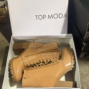 TOP Moda Tan Lace-Up Ankle Boots